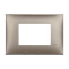BTICINO - Placa embellecedora Classia de color Titanio Metalizado - 3 módulos