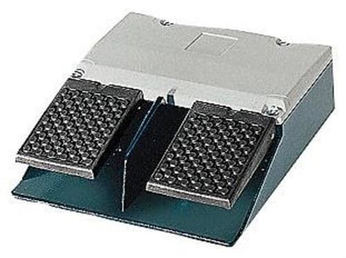 SIEMENS - Pulsador pie 2 contactor conmutador 2 pedales caperuza protección