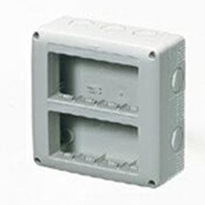 GEWISS - Contenedor protegido con 4x4 módulos gris RAL 7035 apto para aparatos IP40