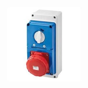 GEWISS - Base fija interbloqueada vertical con fondo base portafusibles 3P+T 63A 380-415V 50-60Hz 6h IP67