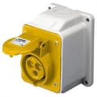GEWISS - Base fija de pared a 10° conexionado de tornillo 2P+T 16A 100-130V 50-60Hz 4h amarillo IP44