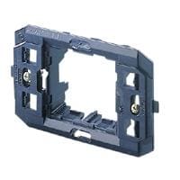 GEWISS - Soporte 2 módulos de material aislante para instalar en placas Playbus/Playbus Young en cajas cuadradas