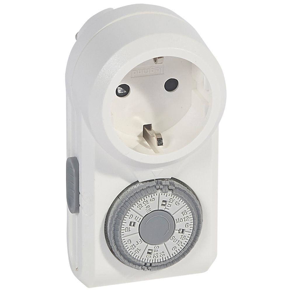 LEGRAND - Interruptor horario enchufable-programa semanal -2P+T