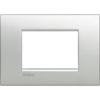 BTICINO - Placa embellecedora Livinglight AIR de color Tech - 3 módulos