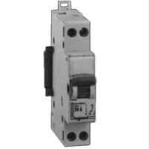 LEGRAND - CONMUTADOR MOD.20A C/PUNTO MEDIO LEXIC