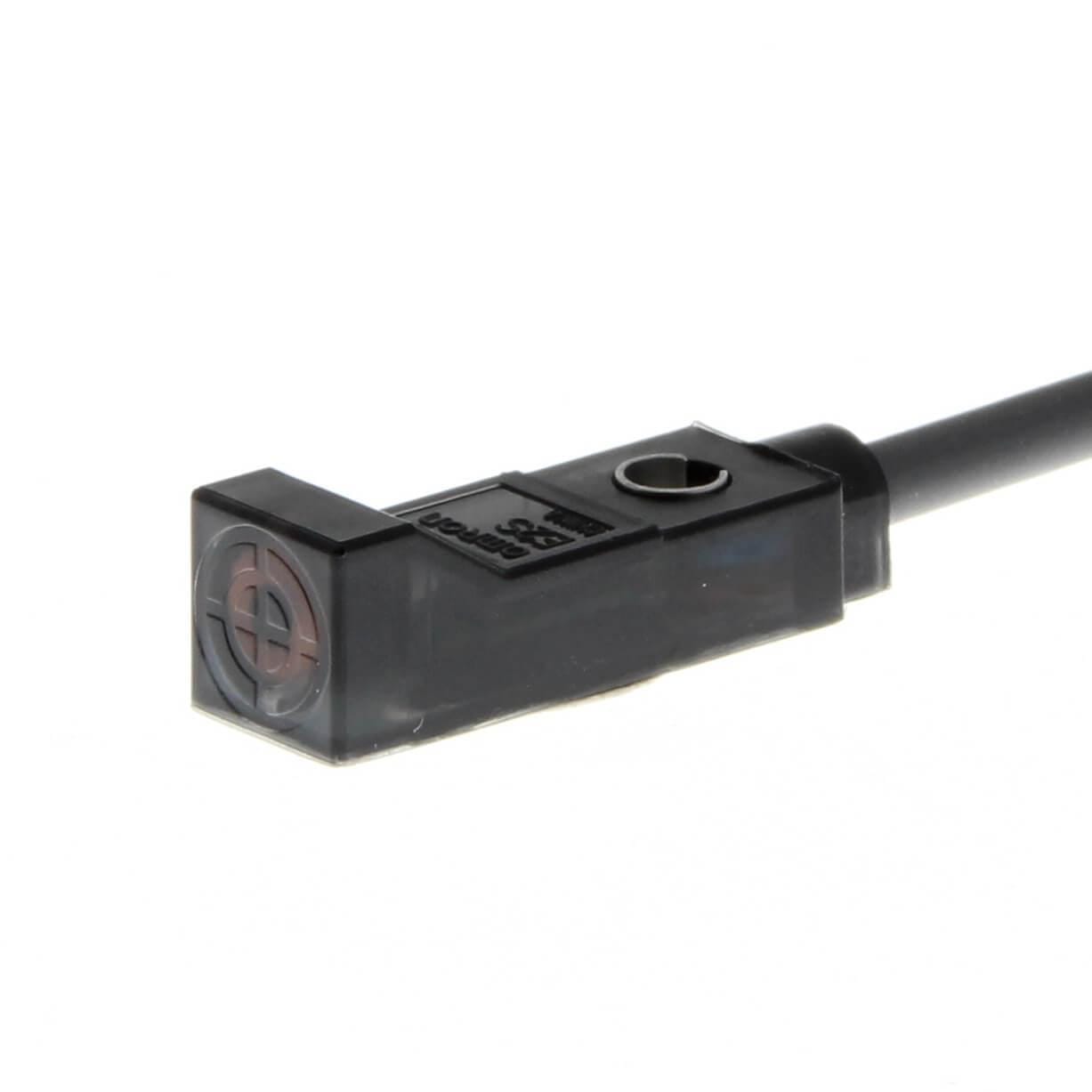 OMRON - Fotocélula miniatura frontal 3h NoEnr 2,5mm PNP NA 1m