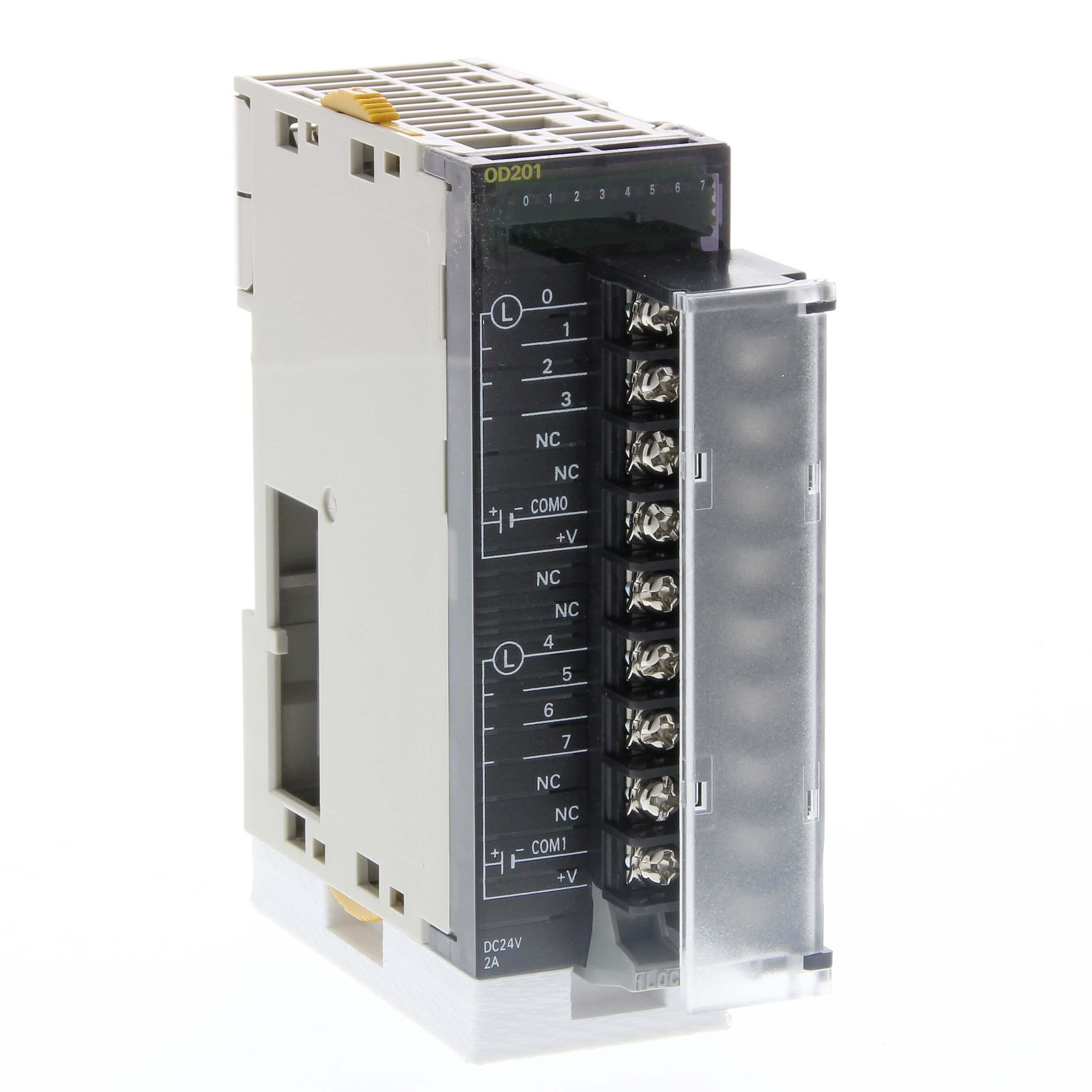 OMRON - Módulo 8 salidas NPN terminal