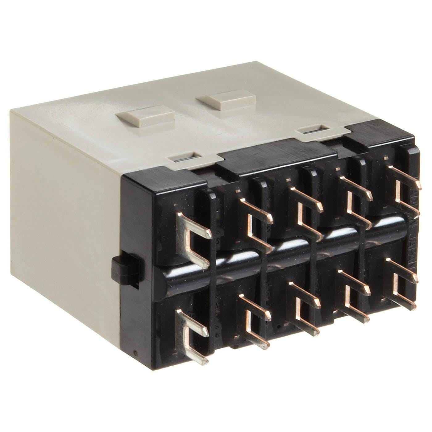 OMRON - Relé 3NA + 1NC 25A