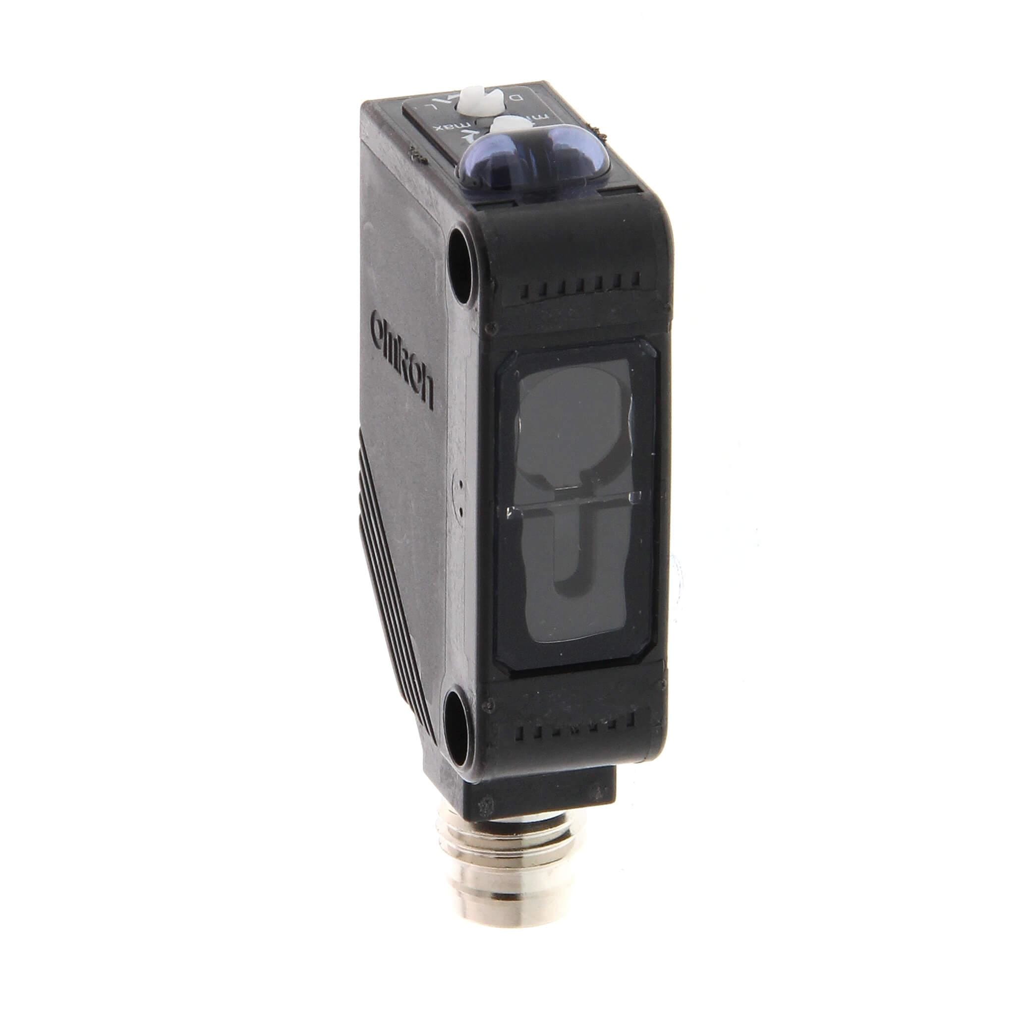 OMRON - E3Z-LR86  LÁSER CC 3H ESPEJO MSR 15M PNP M8