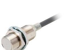 OMRON - Sensor de proximidad corto 2h CC Enr 7mm M18 NA 2m