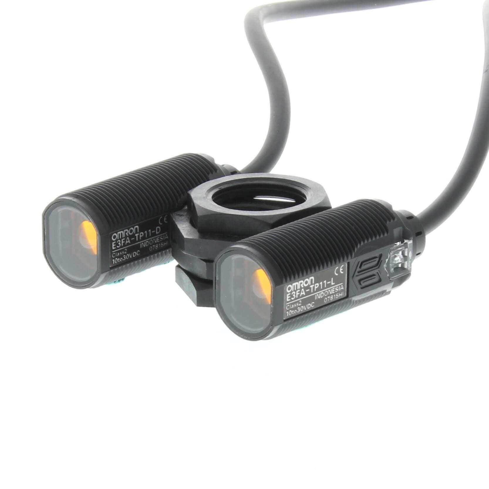 OMRON - E3FA-TN11 2M  SOR.PLASTICO BARRERA 20M NPN CBL.2M