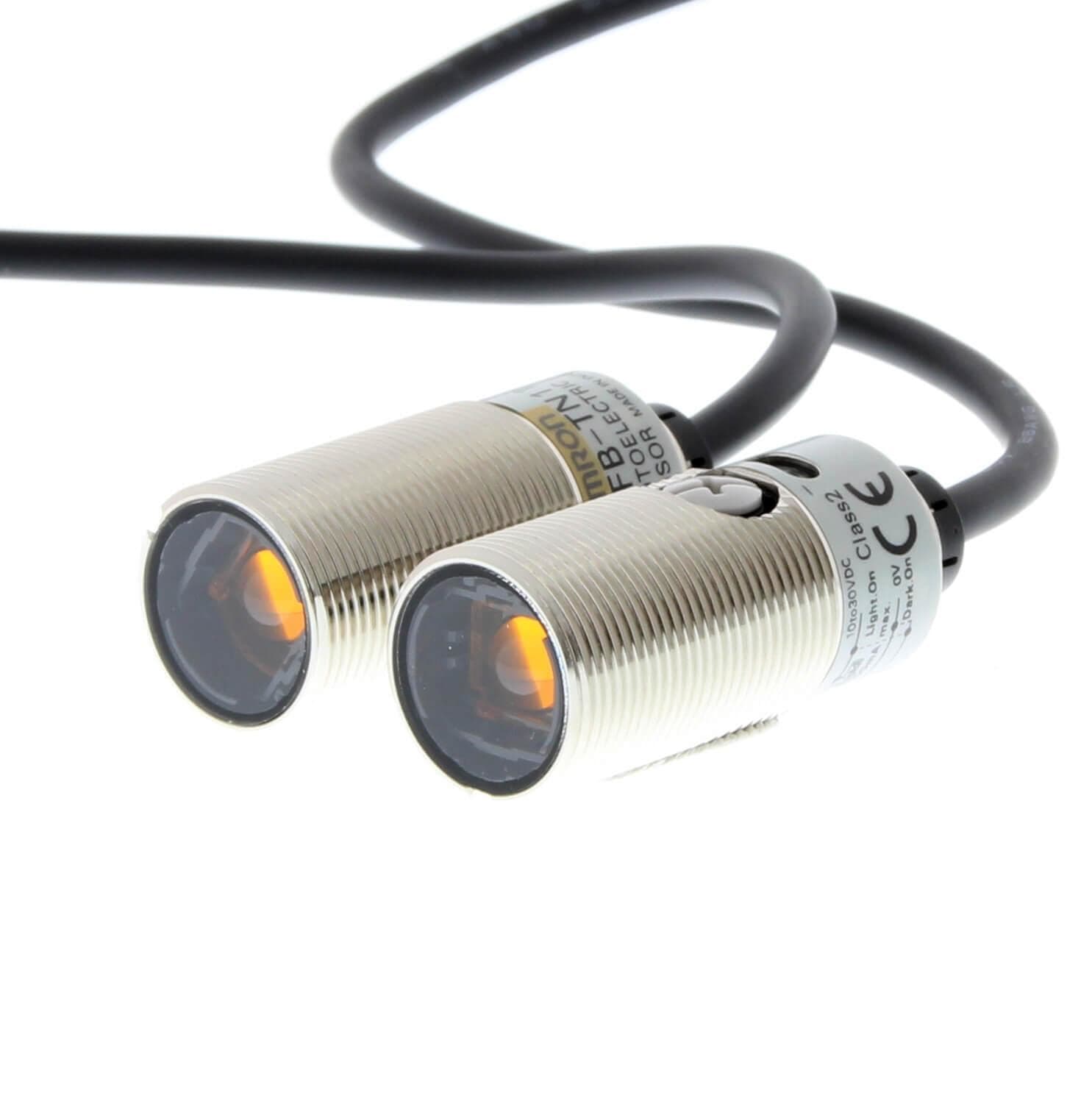 OMRON - SENSOR METALICO BARRERA 20m NPN CABLE 2m