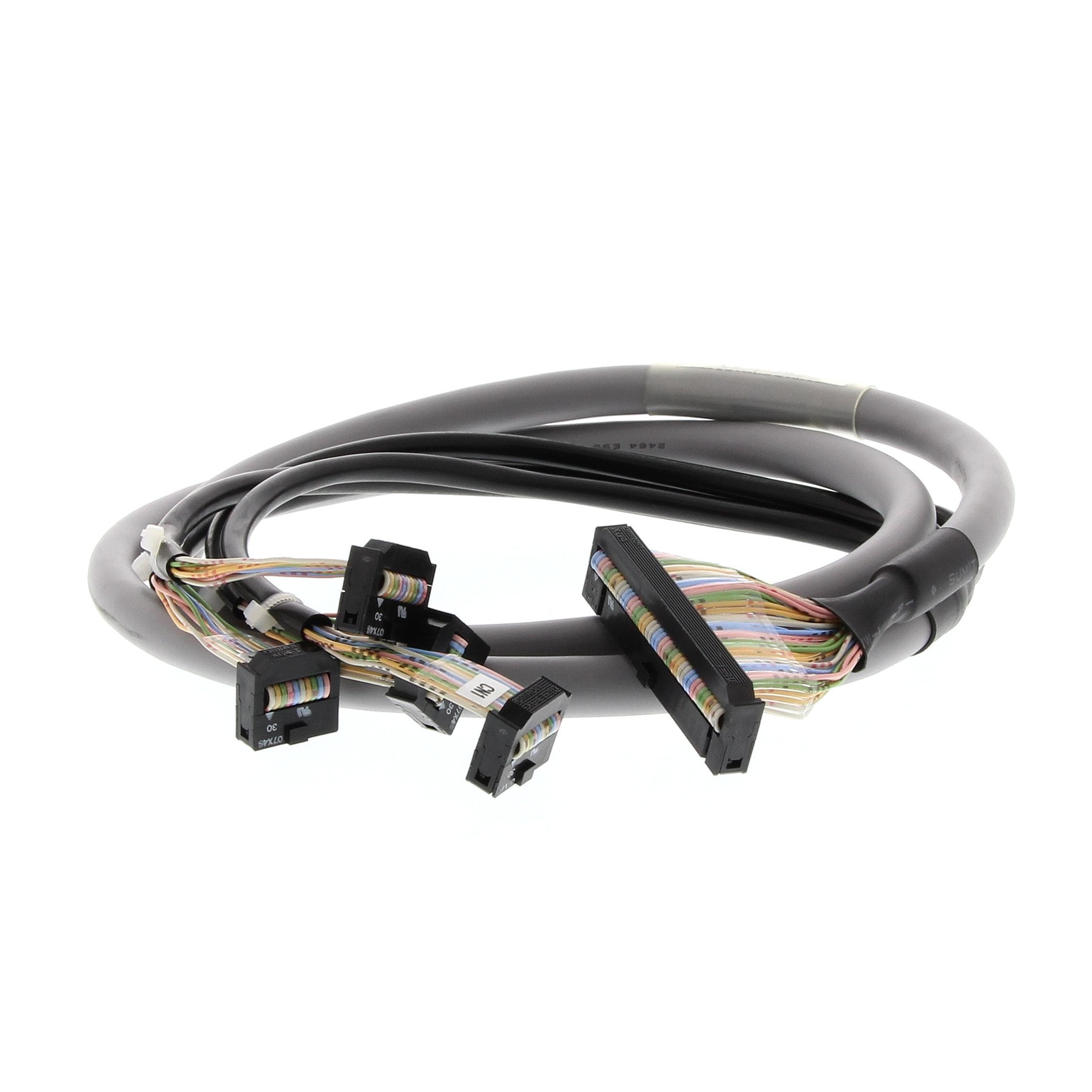 OMRON - P2RV-4-100C  CABLE P2RVC-8-OF CJ1W-OD232 1M