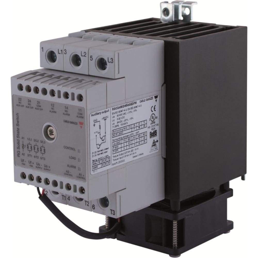 CARLO GAVAZZI - Relé 3x65ACA 5-32V CC 42-600V CA contactor