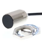OMRON - Sensor de proximidad inductivo cuerpo corto de níquel-latón M30 apantallado 22mm CC 3 hilos NPN NA precableado de 2 m
