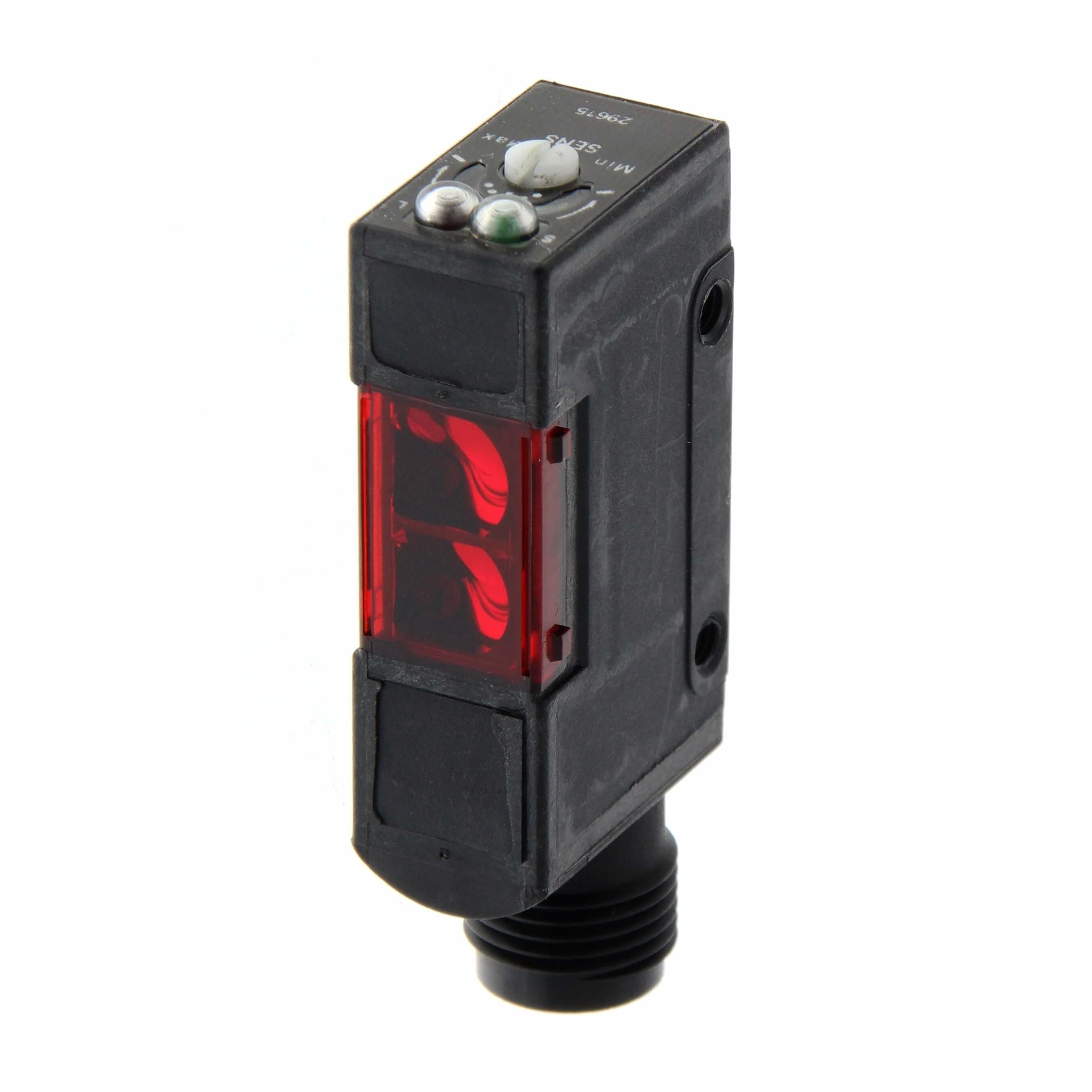 OMRON - Sensor objetos transparente 30cm PNP vertical M12
