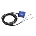 TESE - sensor indutivo XS8 40x40x15 - PBT – Sn 15/25 mm - 12..24 VCC – cabo 2 m