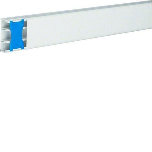 HAGER - Minicanal ATA PVC 20x50mm blanco RAL9016 3 compartimientos