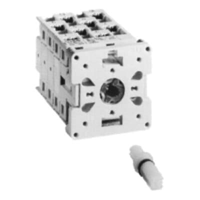 ROCKWELL - INTERRUPTOR 12A CONM.60° 0-1-23-4-5 2P