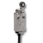 OMRON - >Metálico IP67 2NC/2NA Embolo Roldana 5m horiz.