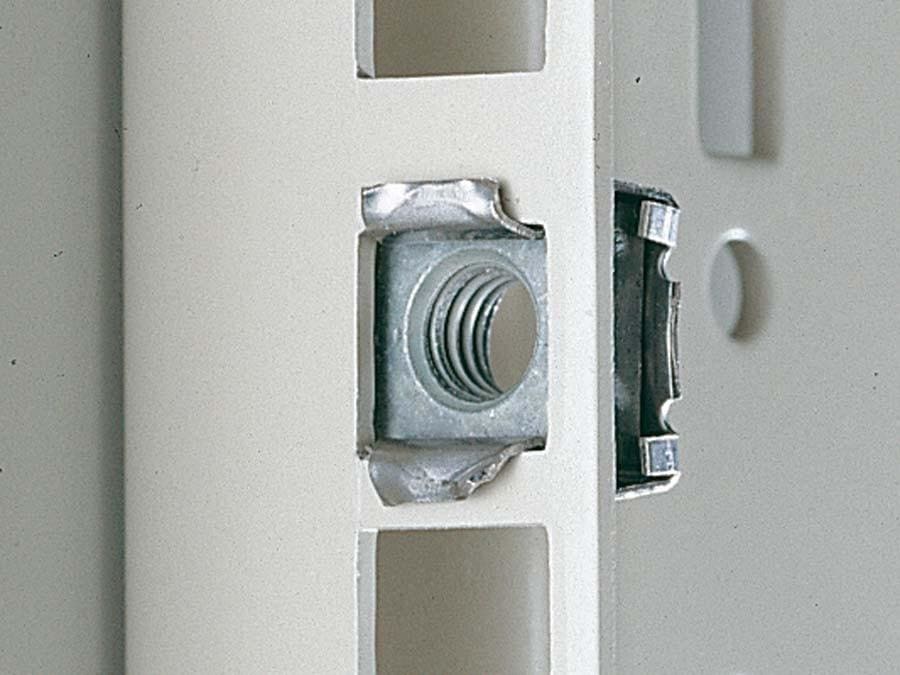 RITTAL - Tuerca enjaulada M5 con contacto (50u)