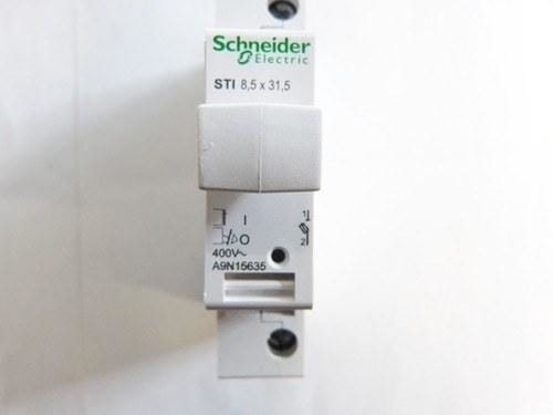 Schneider Electric - Portafusibles seccionador STI 1P+N 400V