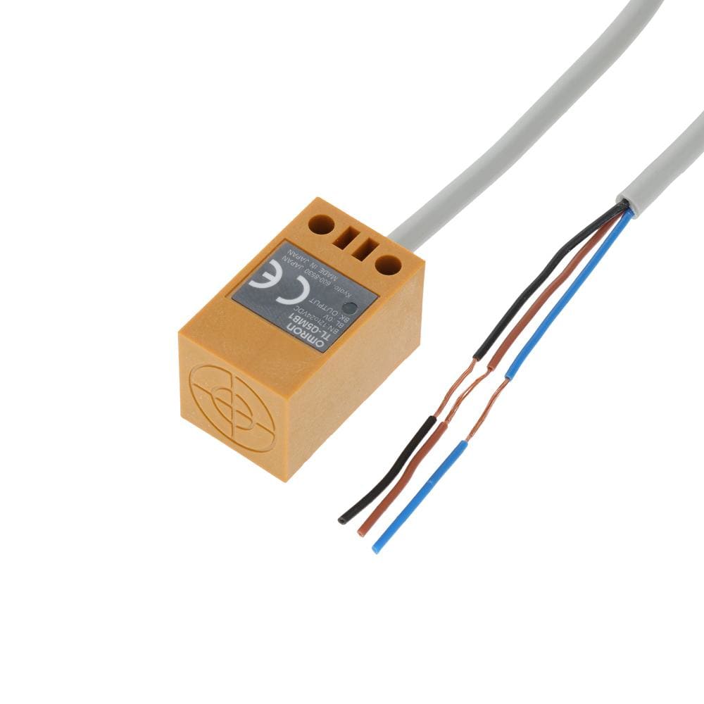 OMRON - Sensor cuadrado 2mm 3 hilos NA PNP cable 2m