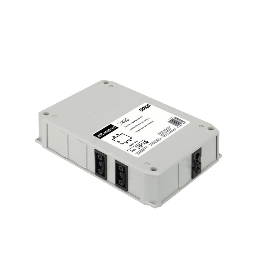 SIMON - Caja distribuidora SIMON 400 para 1 circuito con 1 entrada de 3P y 4 salidas de 3P
