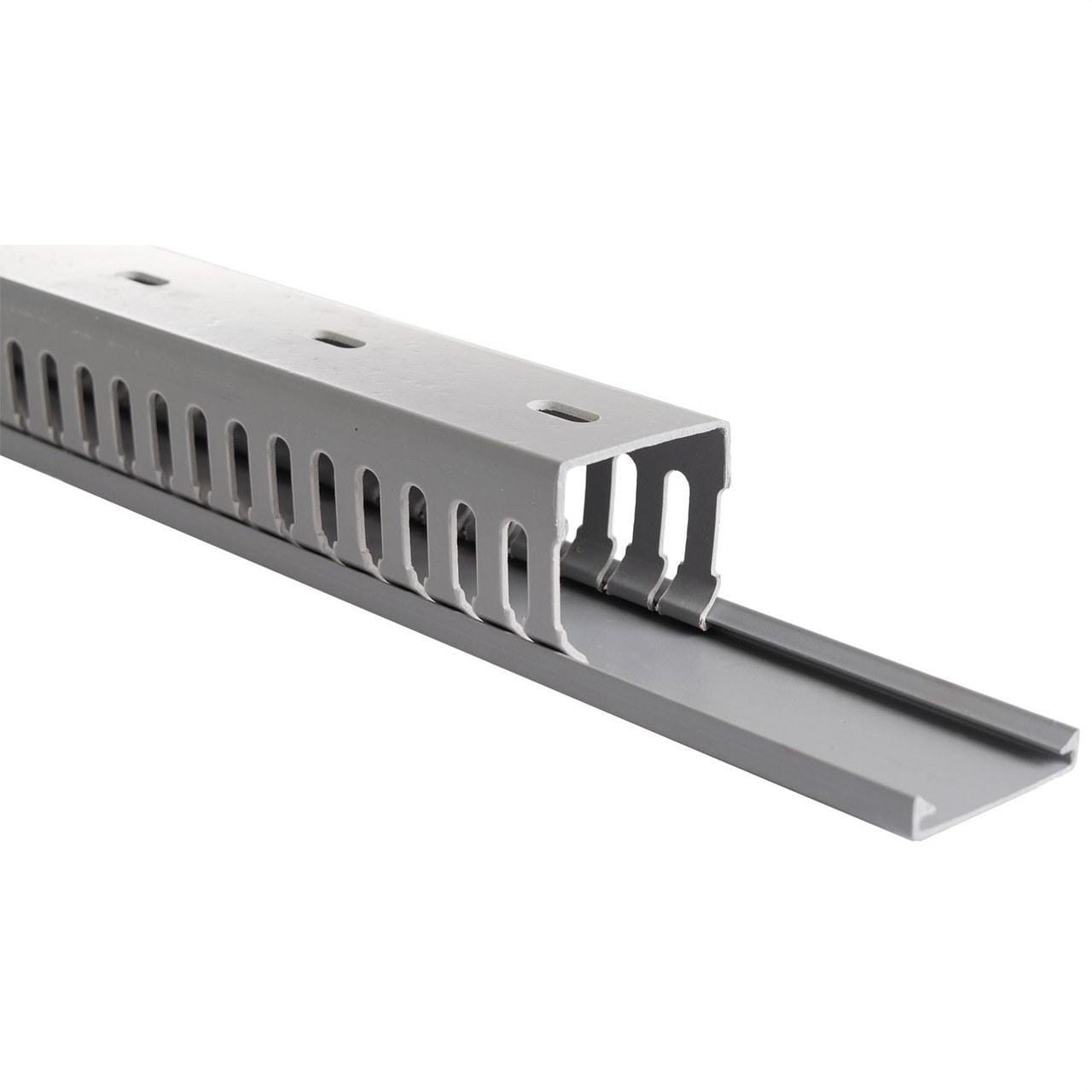 SOLERA - Canal 40x25mm tramo 2m