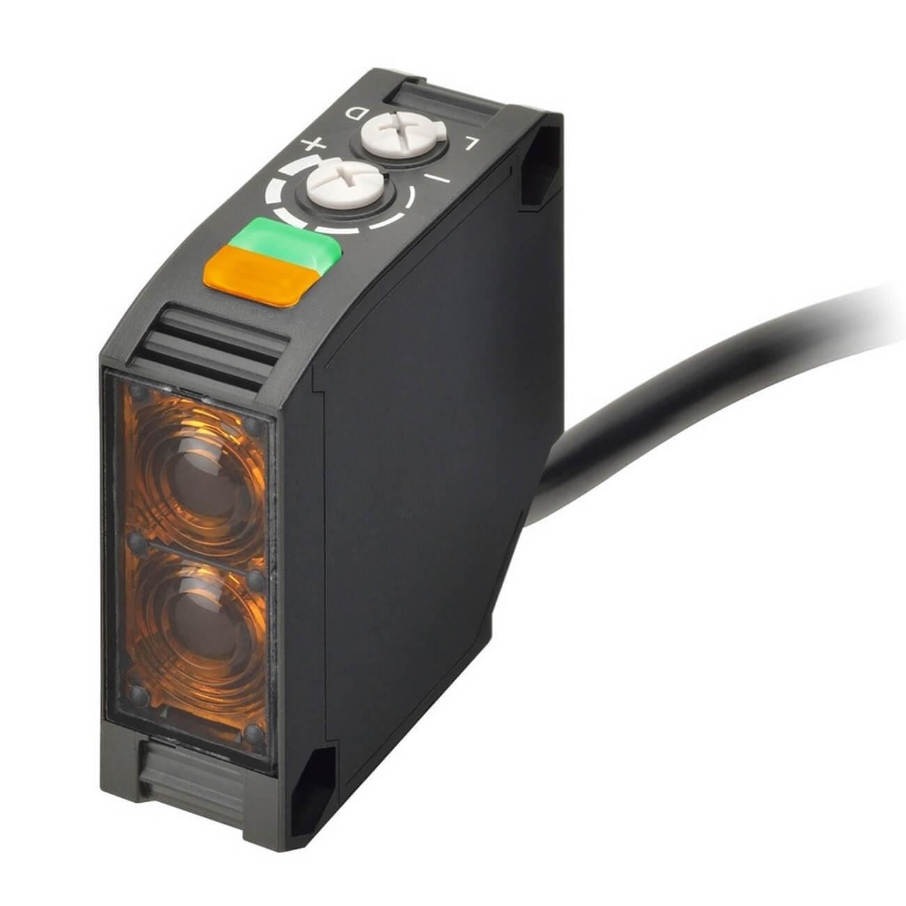 OMRON - Fotocélula espejo 7m relé cable 2m Lite