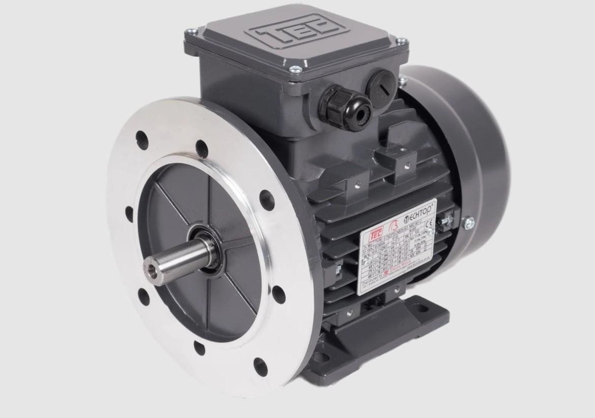 SYP - CHGT/4-630/12A 0.75 KW (230/400 V 50HZ) F300IE3 VE