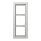 JUNG - Marco triple para montaje horizontal vertical gris claro