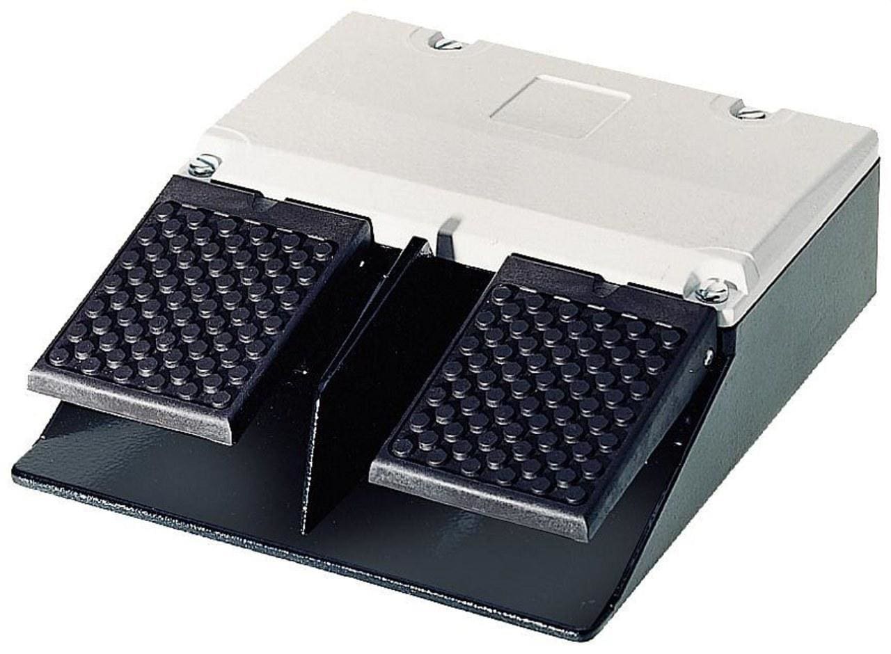 SIEMENS - Pulsador pedal bipedal entrada cables IP65 2NA+2NC