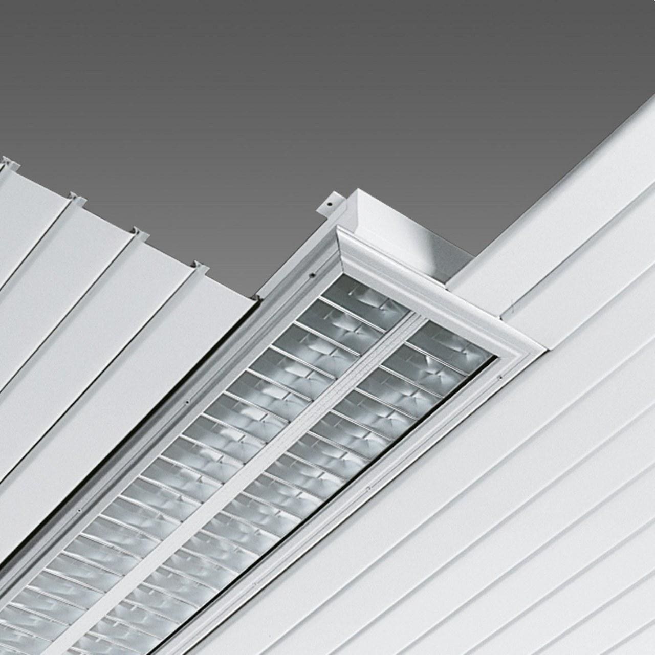 DISANO - Luminaria estanca 843 ERMETICA LED 34W CLD CELL ANODIZADO