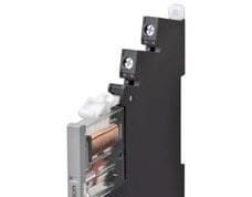 OMRON - Relé SPDT 6A borna+base tornillos 24V CA/CC