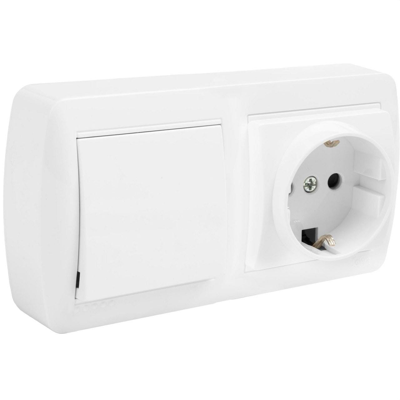 SOLERA - Base fija 2P+T 16A 250V + conmutador de cruce 10AX 250V embornamiento por tornillo blanco 148x72x42mm