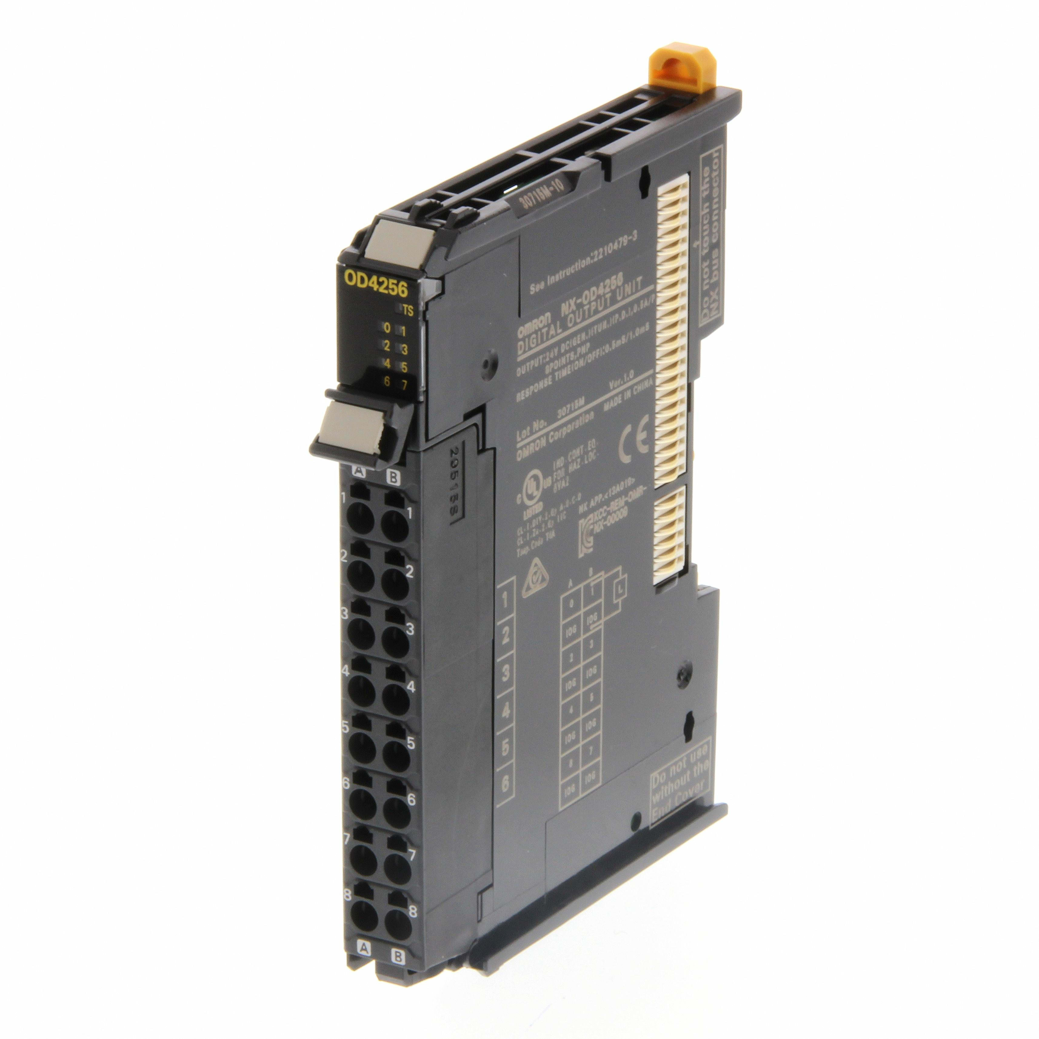OMRON - Unidad NX 8 salidas PNP estándar