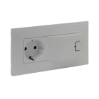 LEGRAND - Base de corriente 2P+T con cargador USB tipo A Niloé Step - Semi-empotrada - 250V~ - Aluminio