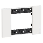 BTICINO - Placa embellecedora Living Now de color Blanco - 3 módulos